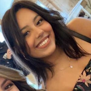 Meet your Posher, Gabrielle